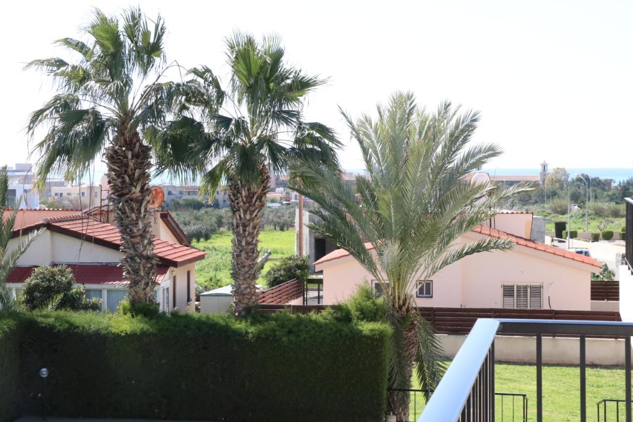Cyking 2 Bed Apartment With Pool & 10 Min To Beach Paphos Exterior photo